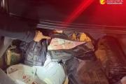 乌鲁木齐一车主550万元现金放车上，车门还没锁......-中石化油卡充值